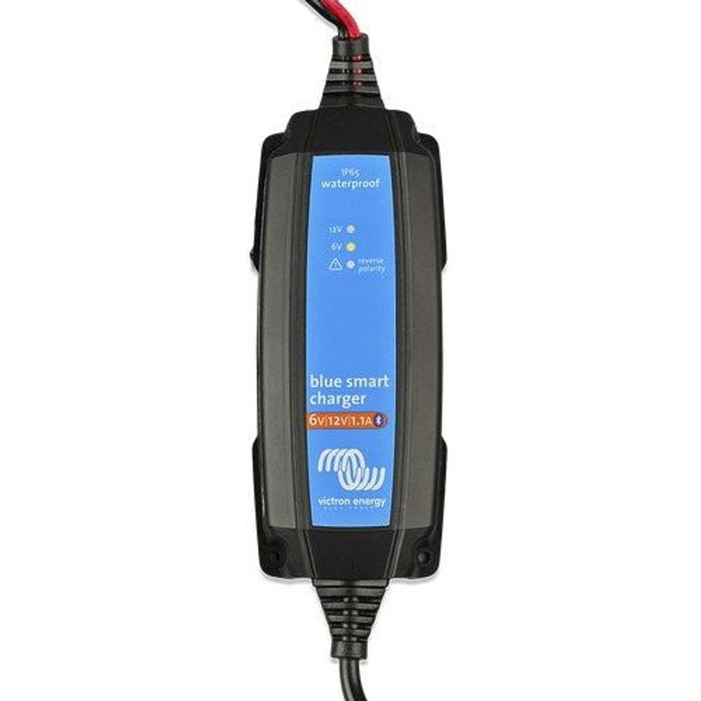 Victron Automotive IP65 Battery Charger 6V/12V-1.1A with DC connector
