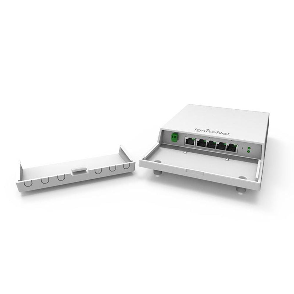 ML-S-4GE-1MGE-AU - IgniteNet MeshLinq Outdoor PoE Switch with 4 Gigabit + 2500Mbps SPF