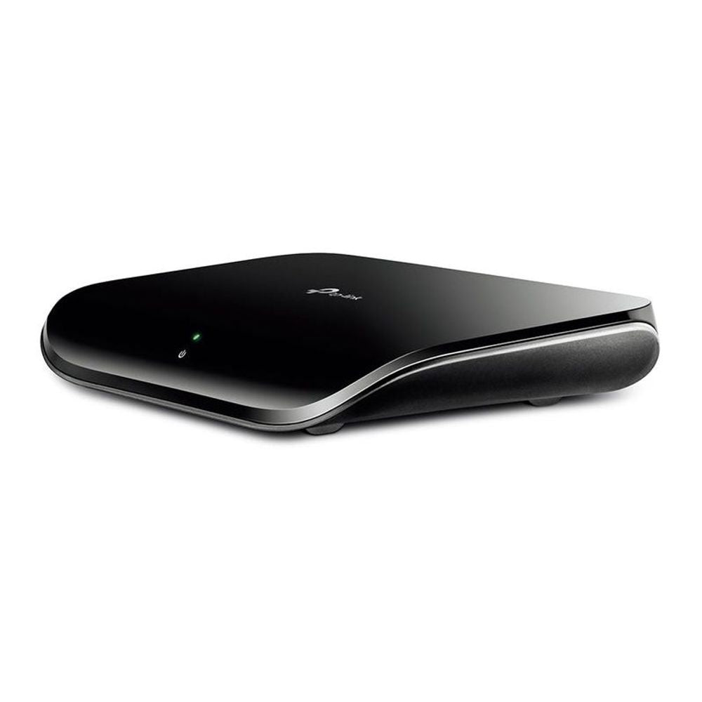 TP-Link 5-port gigabit switch, black desktop device with silver side trim