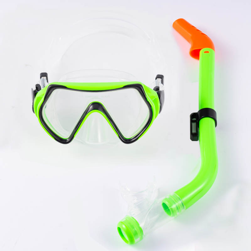 Southern Dolphin Kids Snorkel Set Green