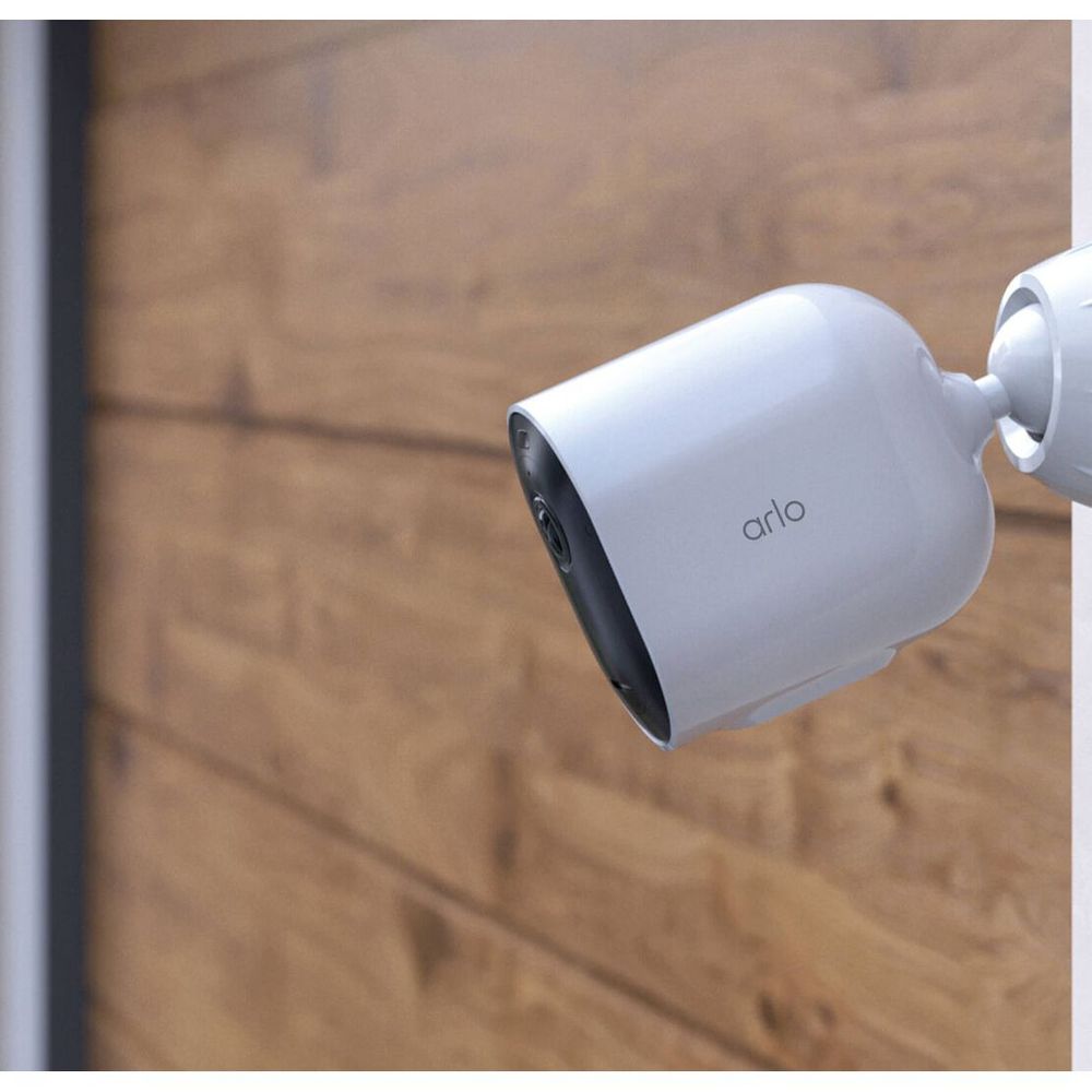 Arlo Ultra 2 Spotlight Wire Security Cameras - Smart Hub, Camera - App