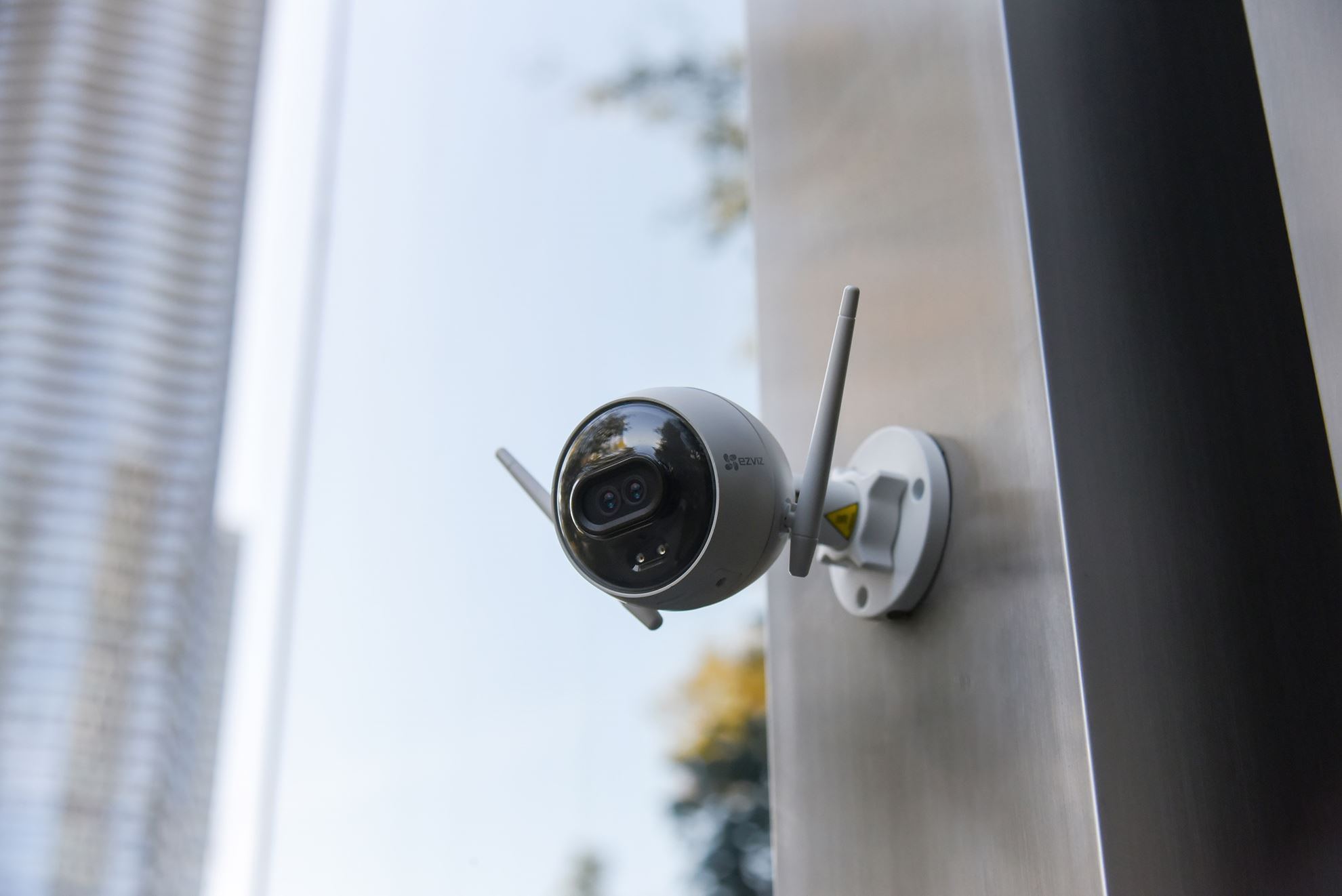 EZVIZ C3X Outdoor WiFi Smart Home Camera with Dual-lens & Built-in AI