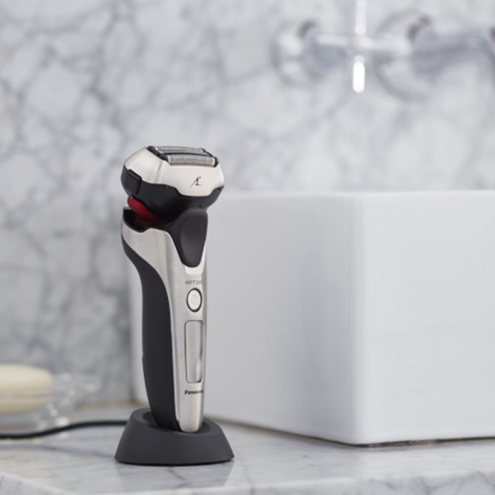 Panasonic ES-LT8N-S841 3 Blade Linear Power Shaver with Cleaning Base