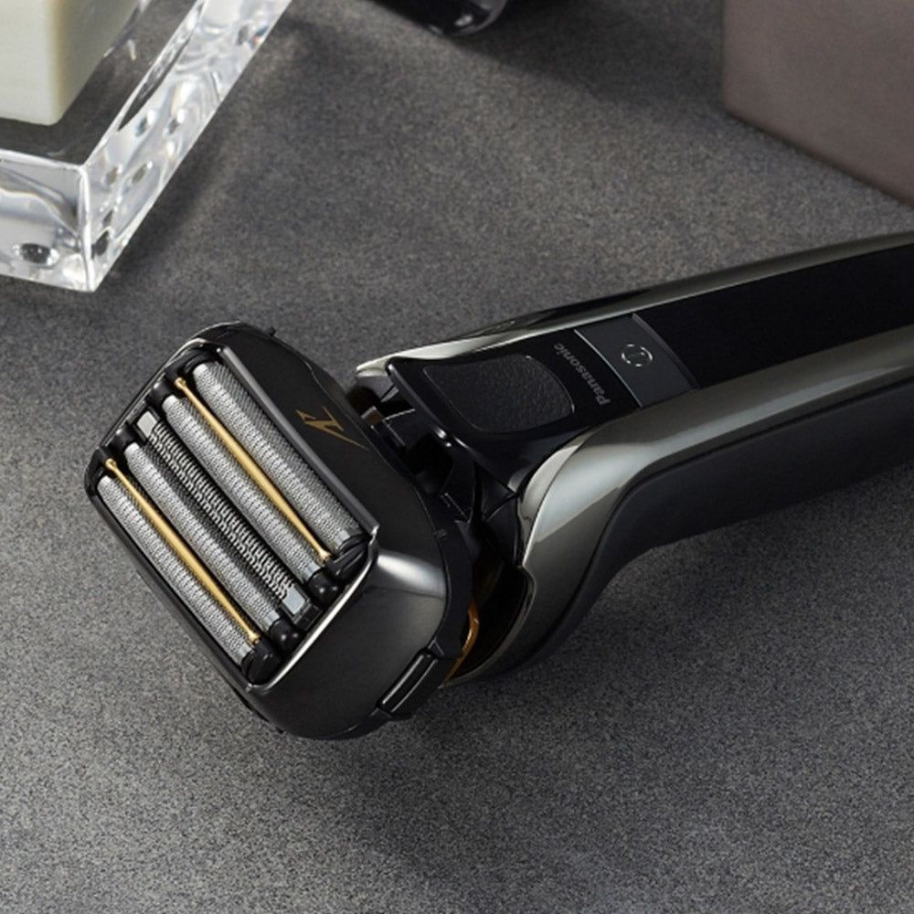 Panasonic ES-LV6Q-S841 Multi-Flex 3D Head 5 Blade Linear Power Shaver