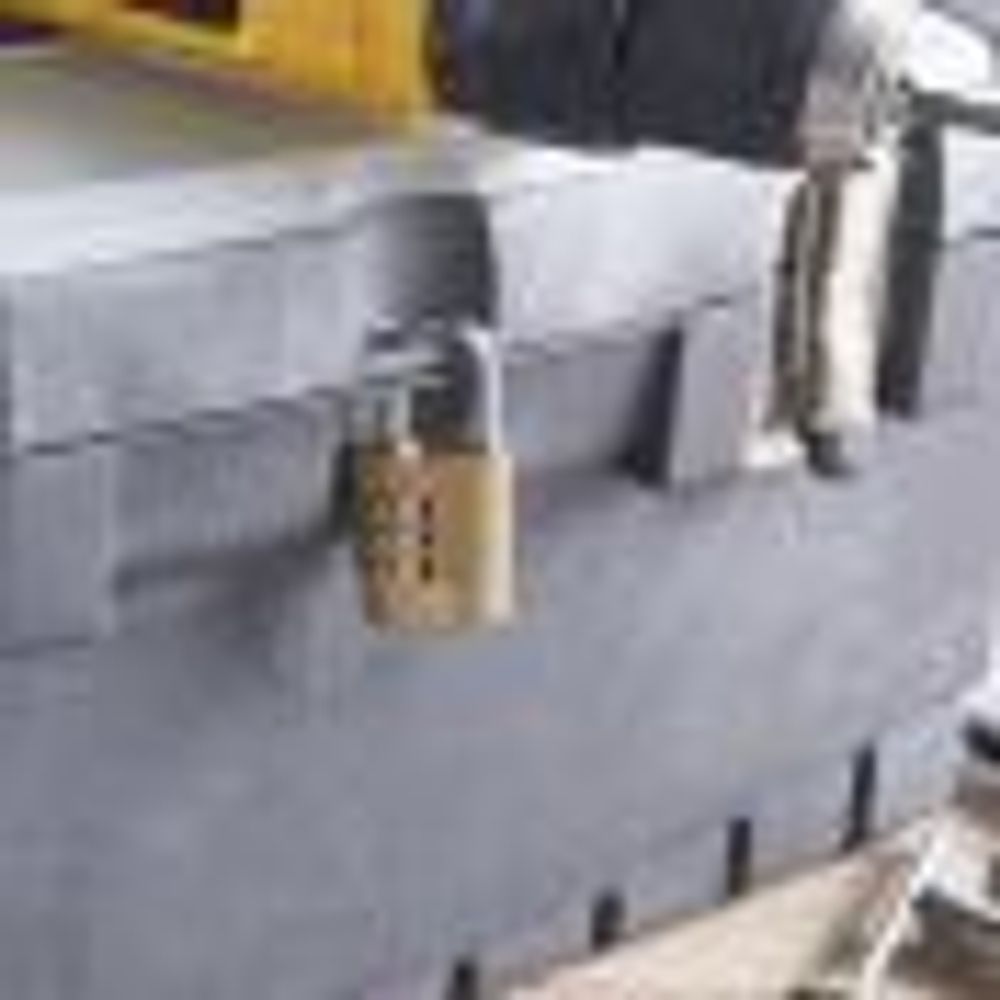 Yale 30mm Brass Combination Padlock - Y150B/30/125/1